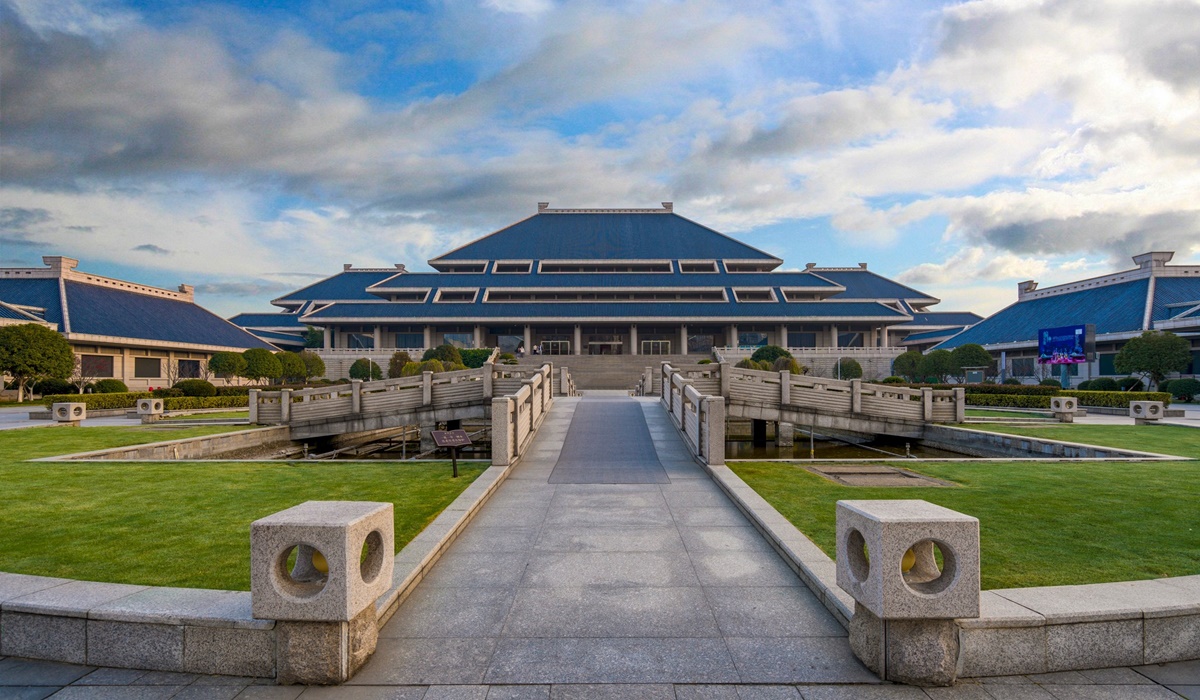 พิพิธภัณฑ์มณฑลหูเป่ย (Hubei Provincial Museum: 湖北省博物馆)