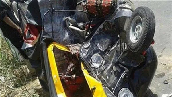 مصرع طفل رضيع وإصابة 3 أخرين في حادث تصادم سيارة بتوك توك في البلينا بسوهاج