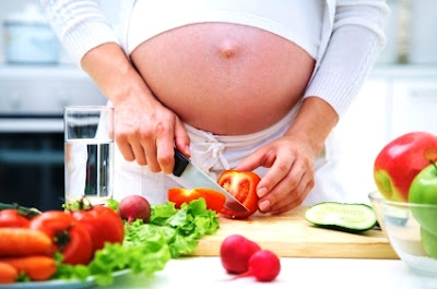 The Special Needs of the Pregnant Vegetarian