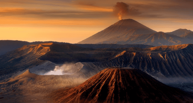 Eksotisnya Gunung Bromo - Wisata Alam di Malang yang Melegenda