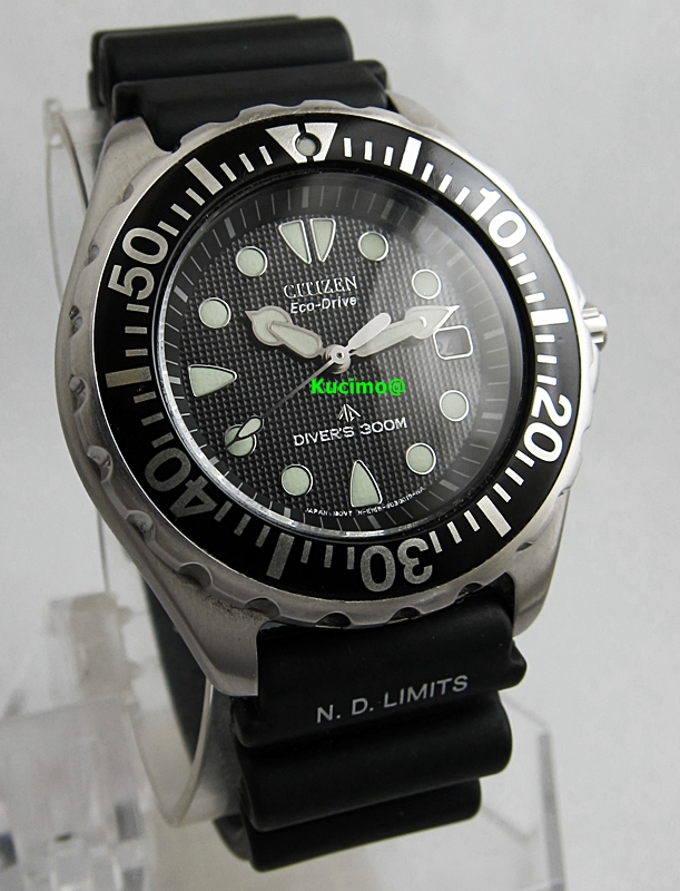 SOLD] CITIZEN Eco Drive diver watch BN0000-04H