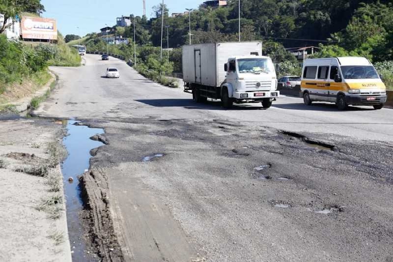 Precisa-se de motorista