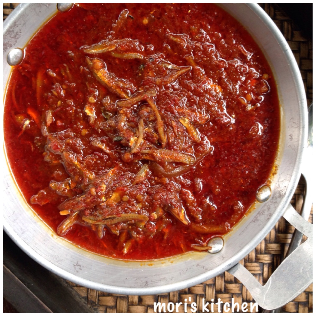 Mori's Kitchen: Sambal Tumis Ikan Bilis Lembut