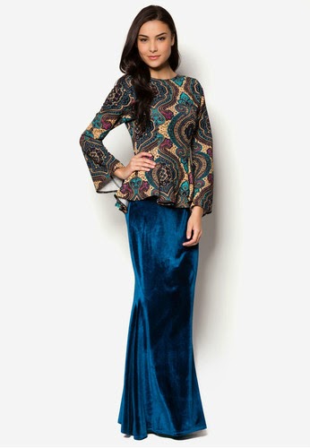 Puteri Yusof Fesyen  Baju  Kurung Moden Terkini