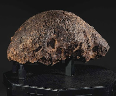Lelang Meteorit Raksasa Seharga 6.39 Milyar