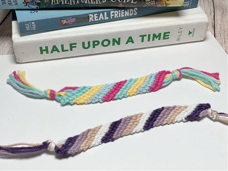 Make a Friendship Bracelet | Worksheets & Printables | Scholastic | Parents  | Friendship bracelet instructions, Friendship bracelets easy, Friendship  bracelets