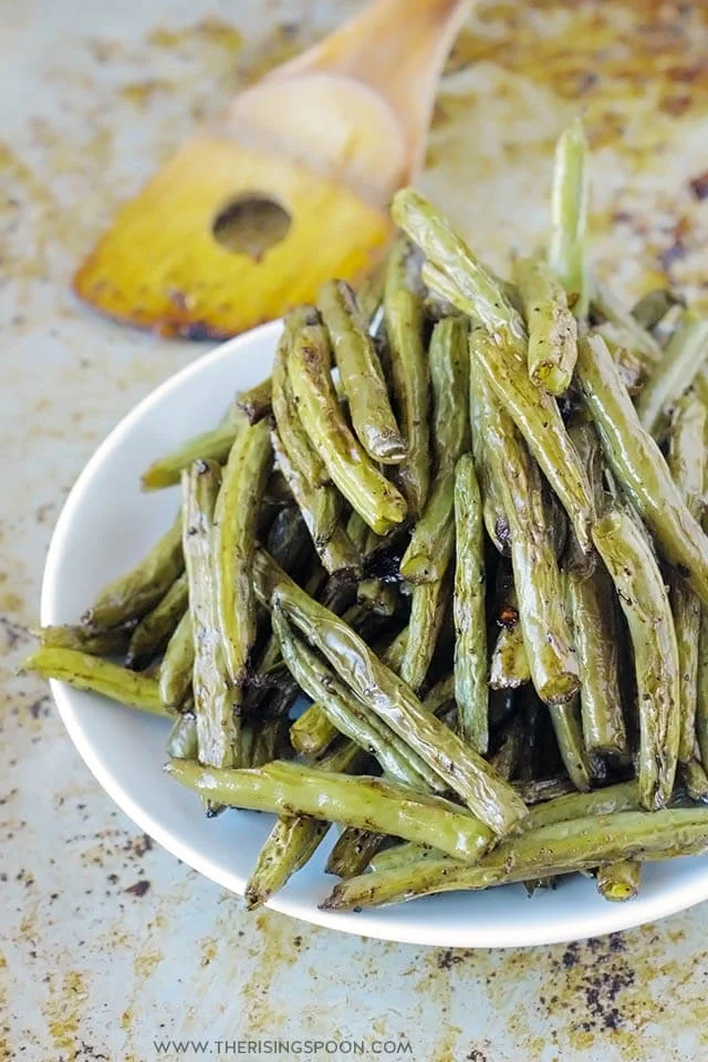 Balsamic Roasted Green Beans Recipe (Easy 30-Minute Side Dish)