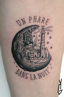 Tattoo Yonni-Gagarine : Un Phare Dans La Nuit Moon Lighthouse Black Tattoo