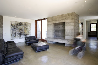 Prefabricated Concrete Home in Sonoma County