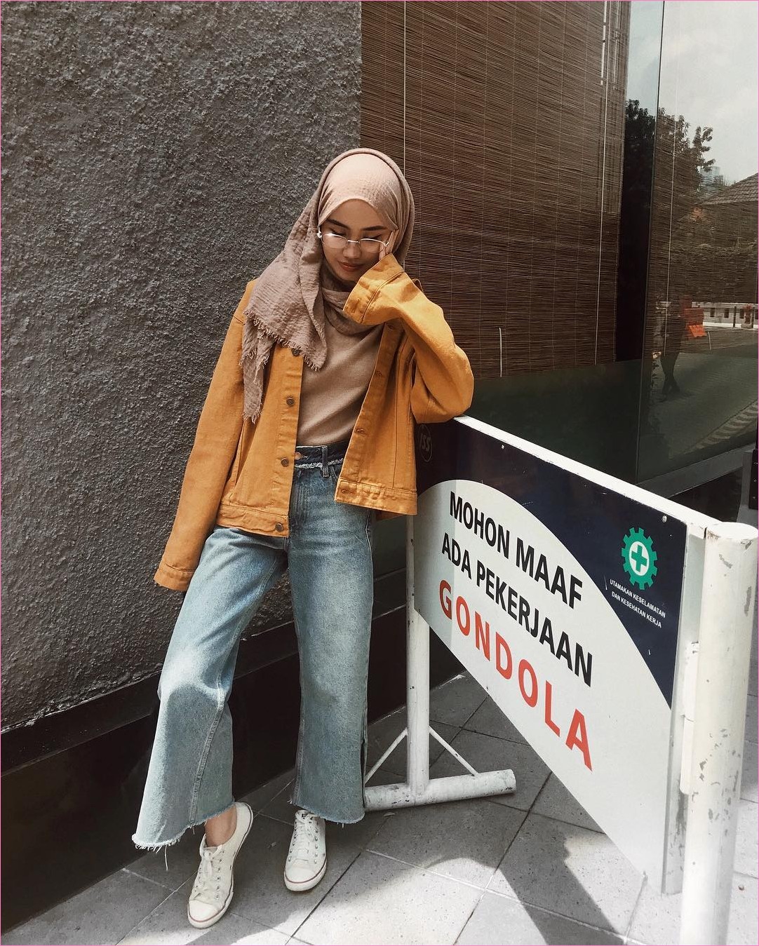 39 Outfit Pasangan Kerudung Pashmina Ala Selebgram 2019 