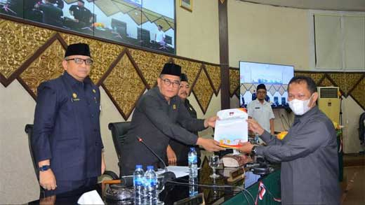 DPRD Padang Setujui KUPA-PPAS Perubahan APBD 2022