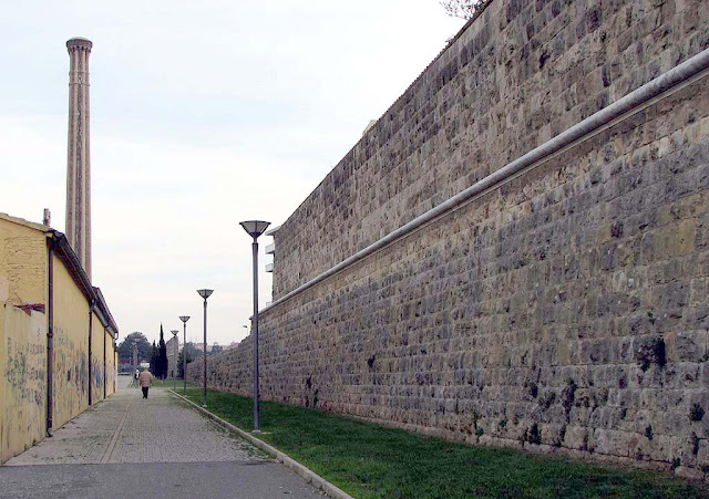 Lorraine or Leopoldine Wall nrar Porta San Marco, Livorno