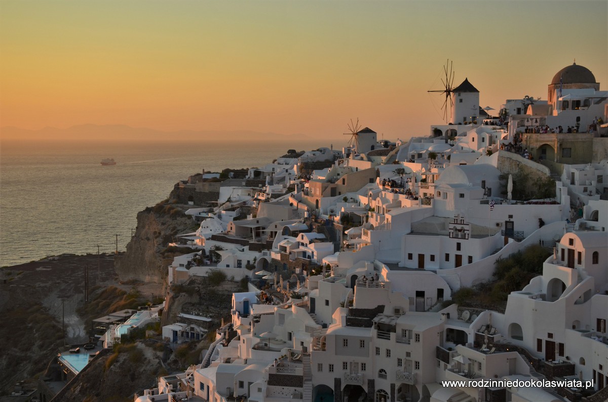 Santorini z dziećmi