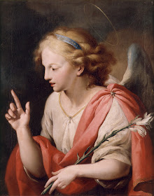 En la imagen San Gabriel Arcangel con la azucena en el brazo izquierdo