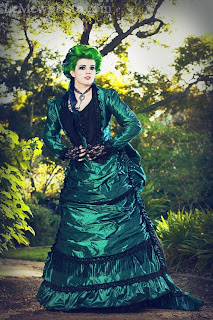 Green_Black_Gothic_Steampunk_Victorian_Dresses