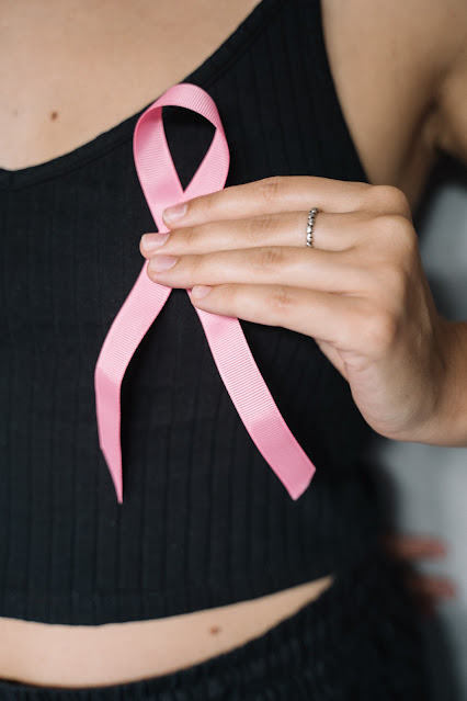 gejala awal kanker payudara selain benjolan