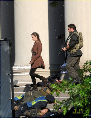 Marion Cotillard & Tom Hardy @ 'Dark Knight Rises' Set Pics!