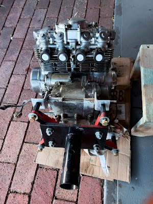 Honda CB500K1 engine on engine stand
