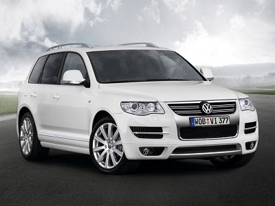 White color 2012 Volkswagen Touareg