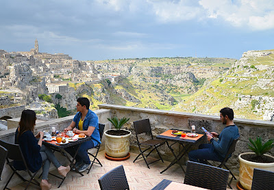 Vista della Gravina e dei Sassi di Matera