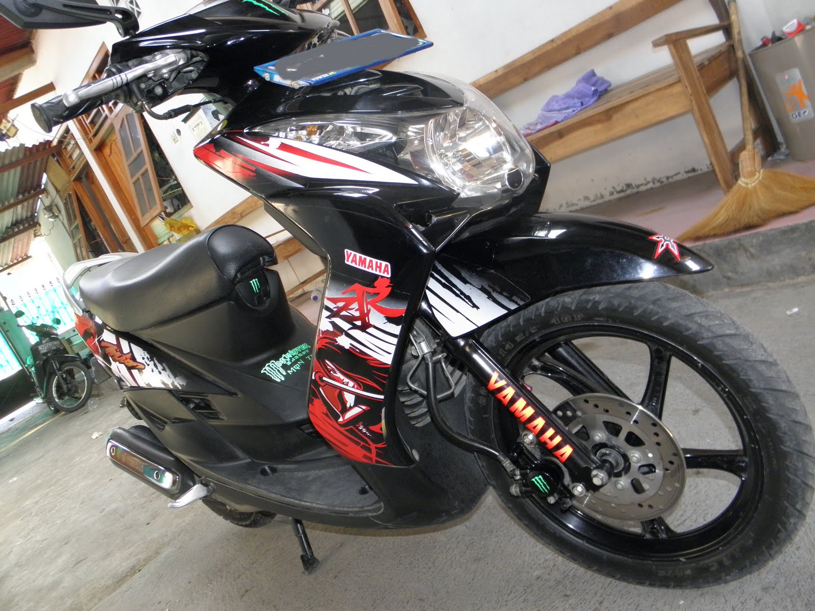 Juni 2011 Modifikasi Motor R