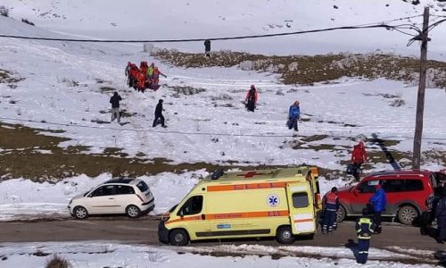 Στα Γιάννινα βρίσκεται αντιπροσωπεία της Πρεσβείας του Ιράκ η οποία ενημερώθηκε για το αεροπορικό δυστύχημα και το θάνατο του 32χρονου πιλότου και θα παραλάβει τη σορό του μετά την ολοκλήρωση της νεκροτομής που αναμένεται μέσα στη μέρα.