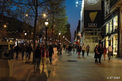 Avenue des Champs-Élysées 