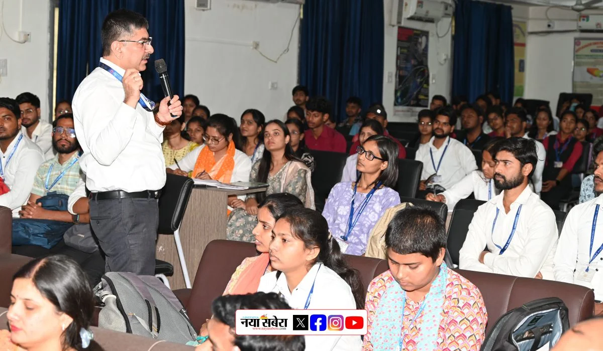 The experts answered the students' questions