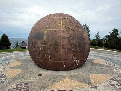 Giant globe: This replica of a globe greets visitors to the area. On it are engraved words briefly explaining the history of Tanjung Simpang Mengayau.