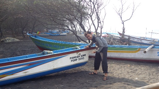 report Pantai Baru Pandansimo : Keelokan Di Ujung Barat Deretan Pantai 