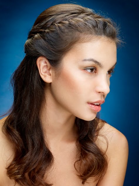 Your Tropical Beach and Garden Bridal Hairstyle Solutions