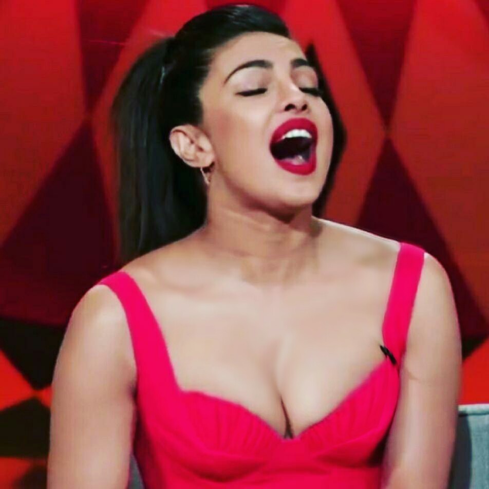 Priyanka chopra hot expression