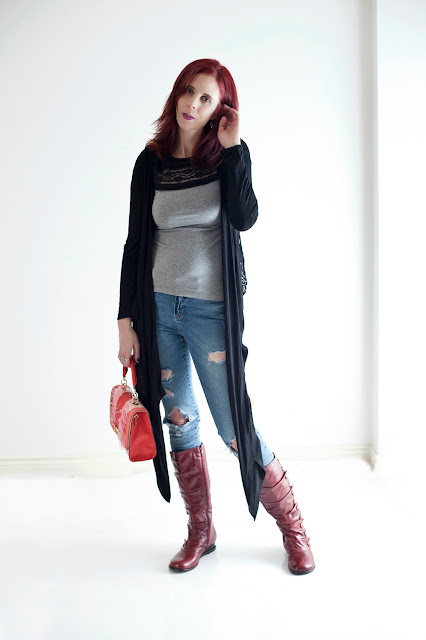 My Style: H&M T-shirt, California Moonrise Cardigan from Hudson's Bay, Noisy May Jeans, Town Shoes Boots, Aldo Purse, Fashion Styletips, Trends, Outfit,  OOTD, Ideas, Valentines Day, Toronto, The Purple Scarf, Melanie.Ps, Ontario, Canada