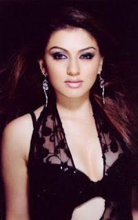 Hansika Motwani sexy 