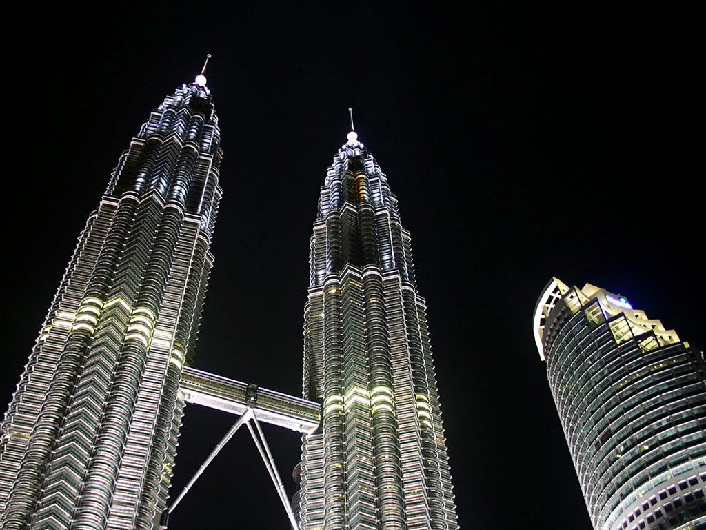 https://blogger.googleusercontent.com/img/b/R29vZ2xl/AVvXsEhUpjCGlxk4DaiYLpQvzuKBHJhlSSYkNZyGHaGo3bHJLw0UrCmmcQ6ZyRwwhJuDdR9wm0azC55InRl9MQU8WFECb72qOEgBijYMHCTInb2ssxQfieV_XfmCZH2JC_df5EDkK3IpsfTKx1E/s1600/Petronas-Twin-Towers-Kuala-Lumpur-KLCC-Malaysia-1-5IRDYW79VP-1024x768.jpg