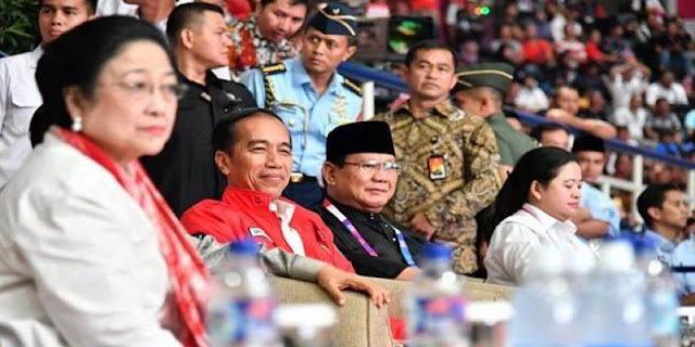 Prabowo-Ganjar "Disatukan", Jokowi Mau Lanjut Batu Tulis atau Pragmatis?