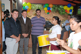 Prefeito Arlei, Ministro Marcelo Crivella e Secretário de Educação Leonardo Vasconcellos acompanham a apresentação da Banda Dançante do Cedal