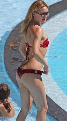 Kate Hudson in a red bikini