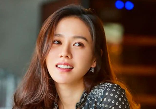 Son Ye Jin Dinobatkan Jadi Wanita Tercantik Dunia 2020, Kalahkan Lisa BLACKPINK