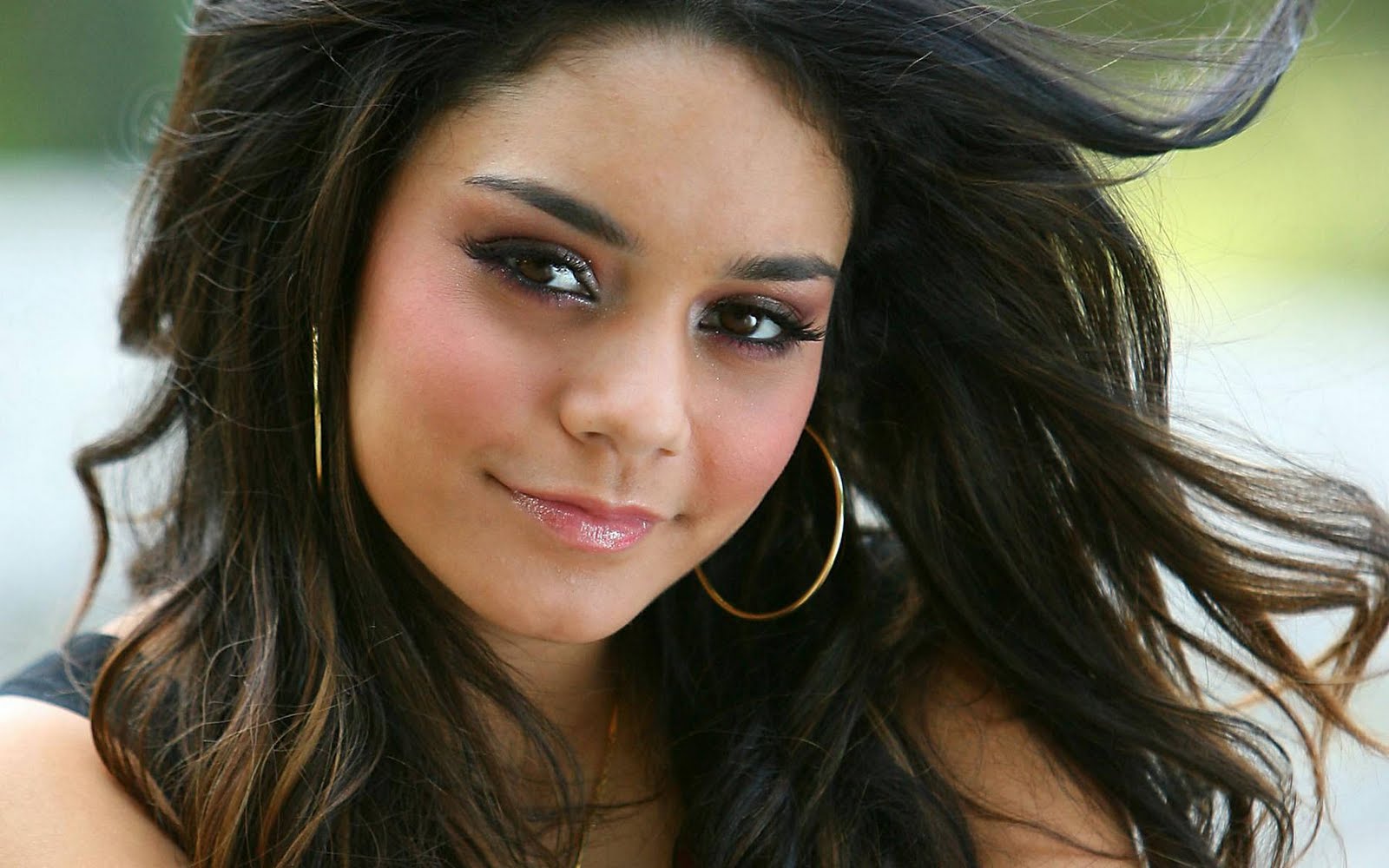 Vanessa Hudgens wallpaper