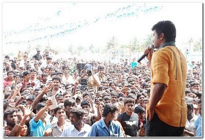 actor-vijay-supports-jayalalitha-aiadmk-2011-election