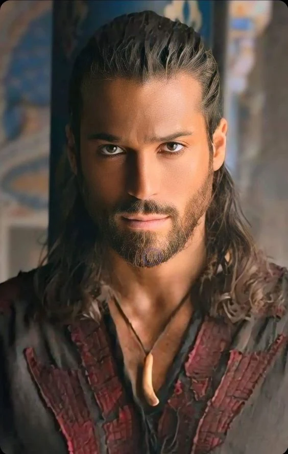 Can Yaman, Stratospheric Salary for Sandokan: How Much Does the Turkish Actor Earn?