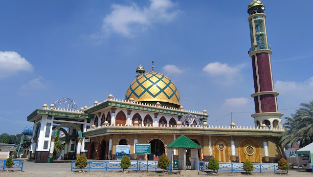 Masjid Syaikhona Kholil