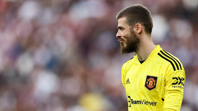 David De Gea error heaps pressure on Manchester United