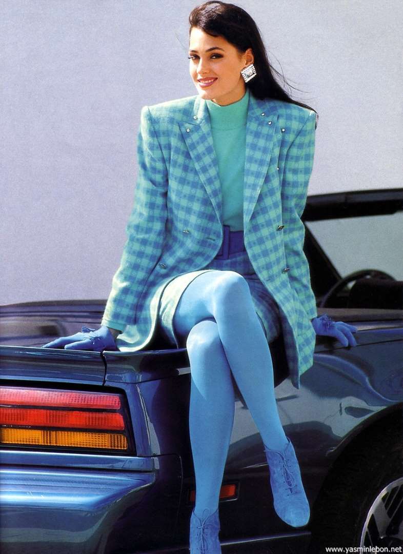 Girls of the 80s  80s fashion trends, Retro fashion, 80s fashion women