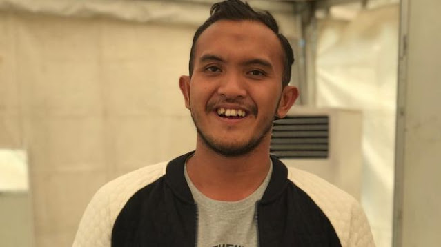 Bukan Narkoba, Caisar YKS Akui Pakai Barang yang Tak Boleh Diperlihatkan saat Live TikTok Bukan Narkoba, Caisar YKS Akui Pakai Barang yang Tak Boleh Diperlihatkan saat Live TikTok