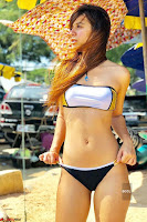 Benafsha Soonawalla in Spicy Bikini Enjoying Her Vacation in Thailand  Exclusive Galleries 003.jpg