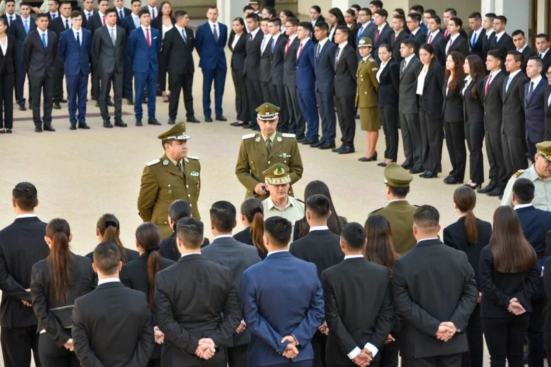 Carabineros recibió a 182 aspirantes a oficiales