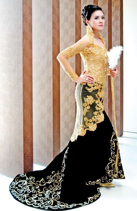 Model Kebaya  Modern  Terbaru 2019 Simple Dan  Elegan Teman 