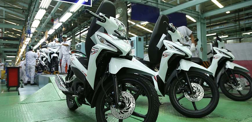 AHM Rilis Revo-X Dengan Tampilan Agresif Dealer Motor Honda Naga Mas Motor Klaten